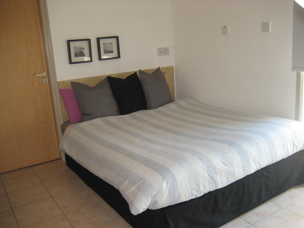 Lykavitos Apartments Nicosia Szoba fotó